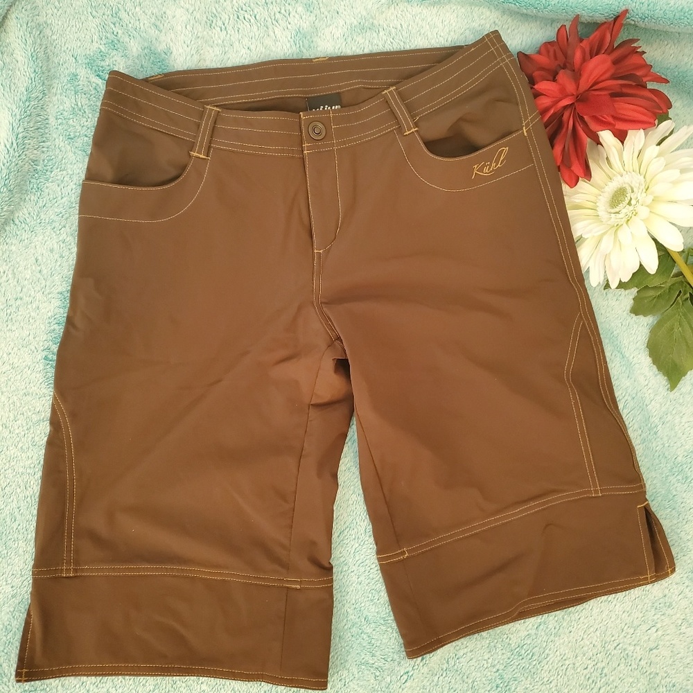 Excellent condition kuhl brown bermuda shorts